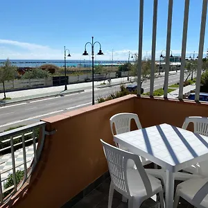 https://appartamento-albachiara-vistamare.emilia-romagnahotels.net