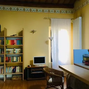 https://apartments-in-the-center-of-ferrara-excellent-for-smart-work.emilia-romagnahotels.net